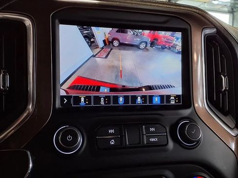 Used 2023 Chevrolet Silverado 2500 High Country w/ Technology Package AWD/4WD image 19