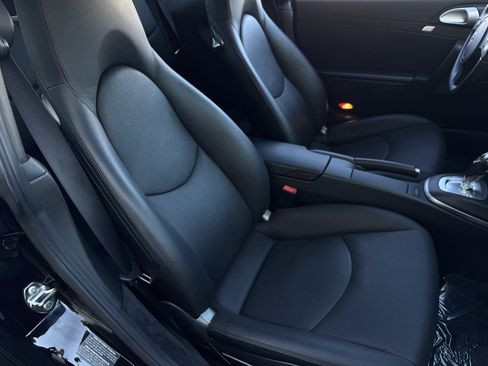 Used 2009 Porsche 911 Carrera S image 21