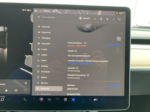 Used 2023 Tesla Model Y Performance image 26