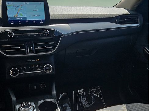 Used 2020 Ford Escape SE image 15
