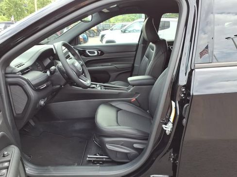 New 2026 Jeep Compass Latitude AWD/4WD image 6