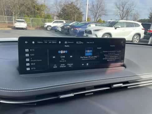 Used 2025 Genesis GV70 3.5T Sport w/ Sport Advanced Package image 39