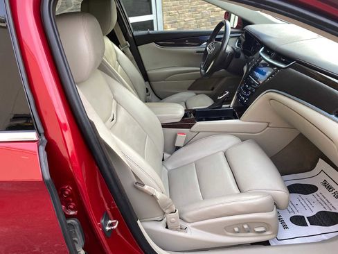 Used 2013 Cadillac XTS Luxury w/ Driver Awareness Package image 29