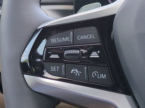 New 2026 BMW 330i Sedan w/ Premium Package RWD image 25
