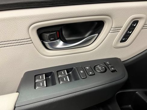 New 2026 Honda Pilot Touring image 13