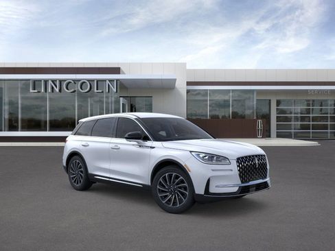 New 2025 Lincoln Corsair Reserve image 7