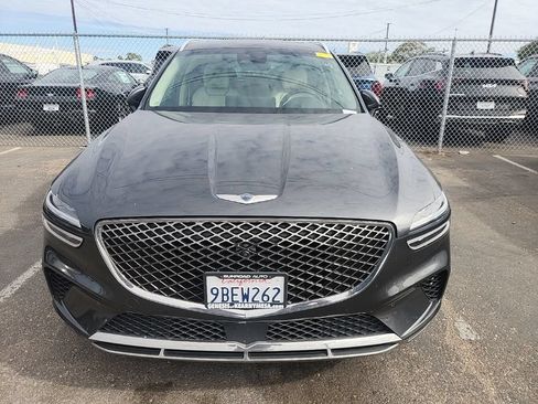 Used 2022 Genesis GV70 2.5T w/ Advanced Package AWD/4WD image 2