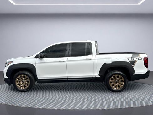 Used 2021 Honda Ridgeline Sport image 3