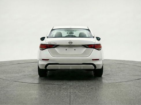 Used 2025 Nissan Sentra SV image 7