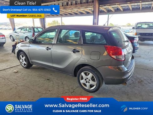 Used 2008 Toyota Matrix FWD image 3