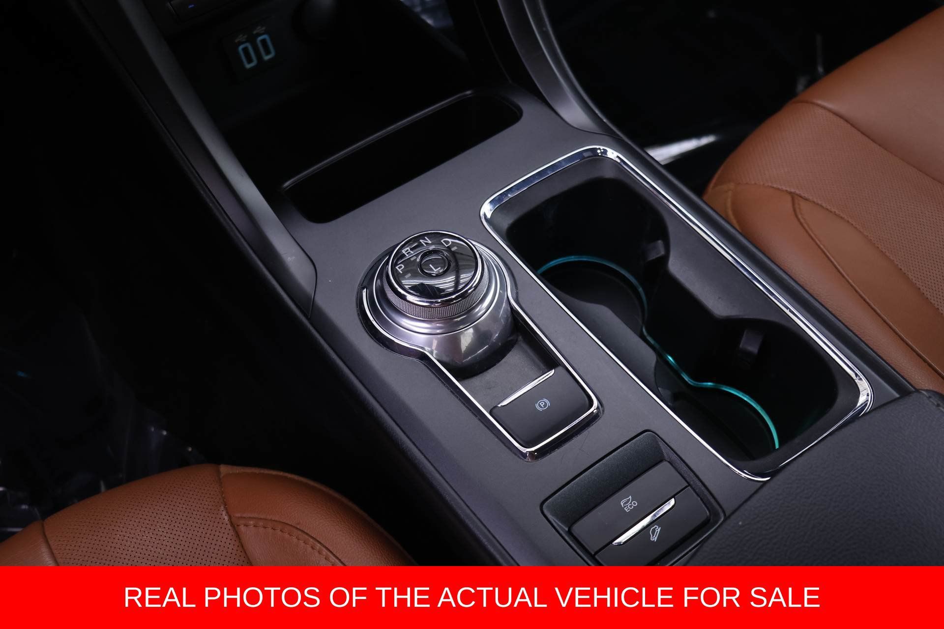 Used 2019 Ford Fusion Titanium FWD image 12