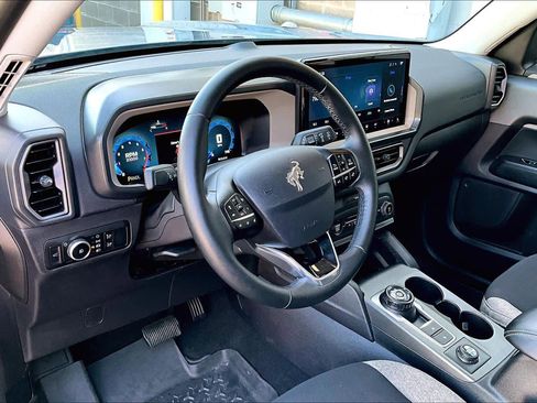 Certified 2025 Ford Bronco Sport Big Bend image 17