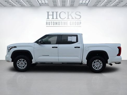 Used 2023 Toyota Tundra SR5 w/ SR5 Convenience Package image 8
