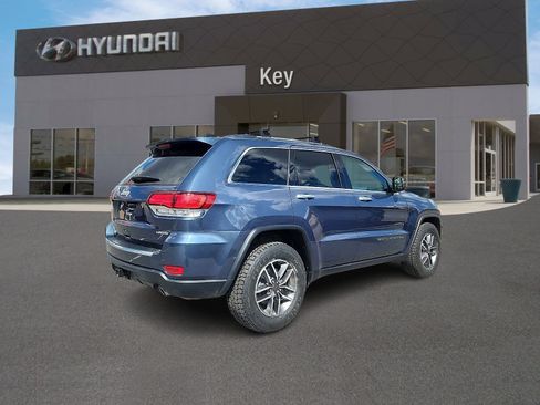 Used 2021 Jeep Grand Cherokee Limited w/ Trailer Tow Group IV image 3