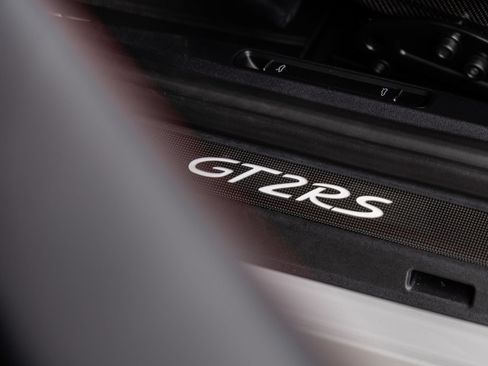 Certified 2019 Porsche 911 GT2 RS RWD image 47