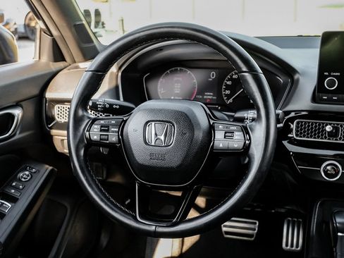 Used 2023 Honda Civic Sport image 14