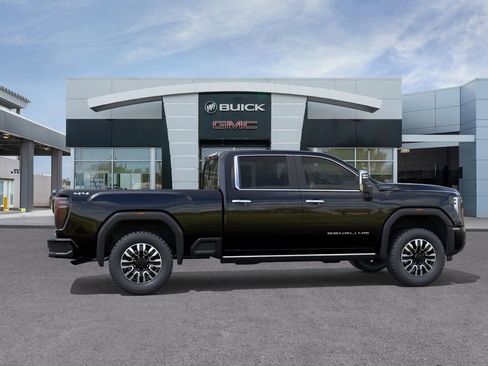 New 2026 GMC Sierra 3500 Denali Ultimate AWD/4WD image 5