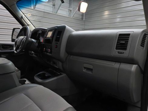 Used 2021 Nissan NV 2500 SV w/ Navigation Package RWD image 15