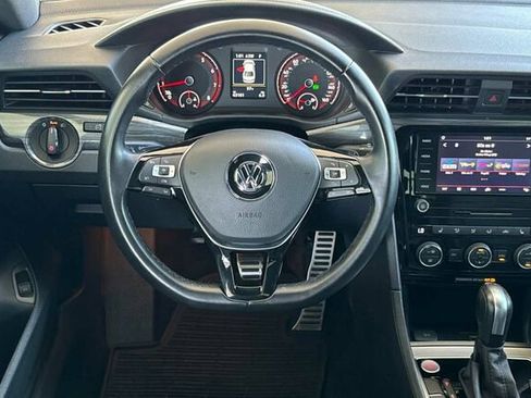 Certified 2021 Volkswagen Passat 2.0T R-Line image 14