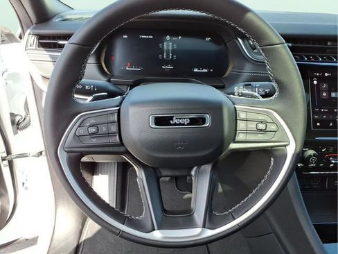 New 2026 Jeep Grand Cherokee Laredo X AWD/4WD image 19