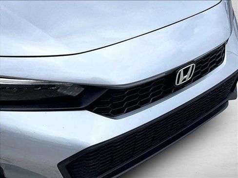 Used 2025 Honda Civic Sport image 29