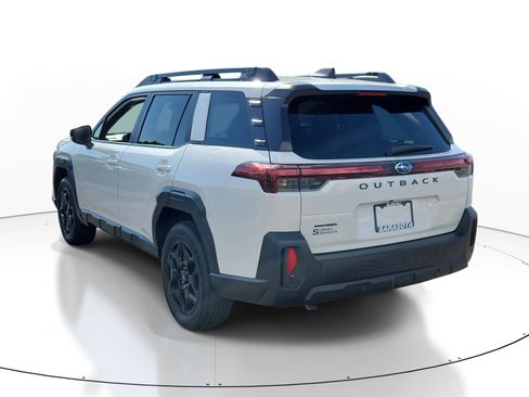 Certified 2026 Subaru Outback Limited AWD/4WD image 4