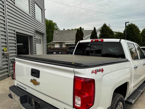 Used 2017 Chevrolet Silverado 1500 LTZ w/ Sport Package AWD/4WD image 17