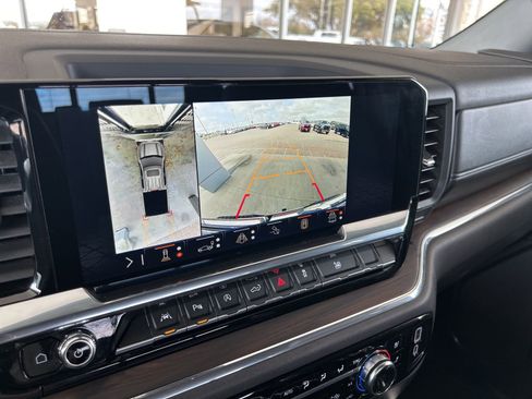 Certified 2024 GMC Sierra 1500 SLT image 16