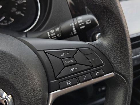 Certified 2022 Nissan Rogue Sport S image 27