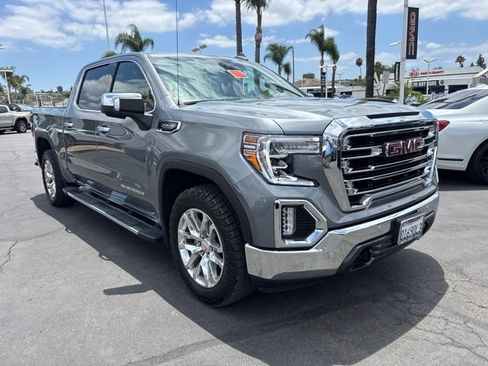 Used 2022 GMC Sierra 1500 SLT w/ SLT Premium Plus Package RWD image 4