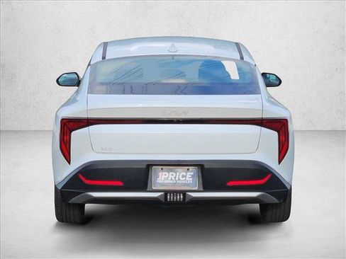 Used 2026 Kia K4 FWD image 7