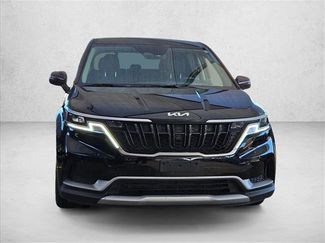 Used 2024 Kia Carnival LX video 2