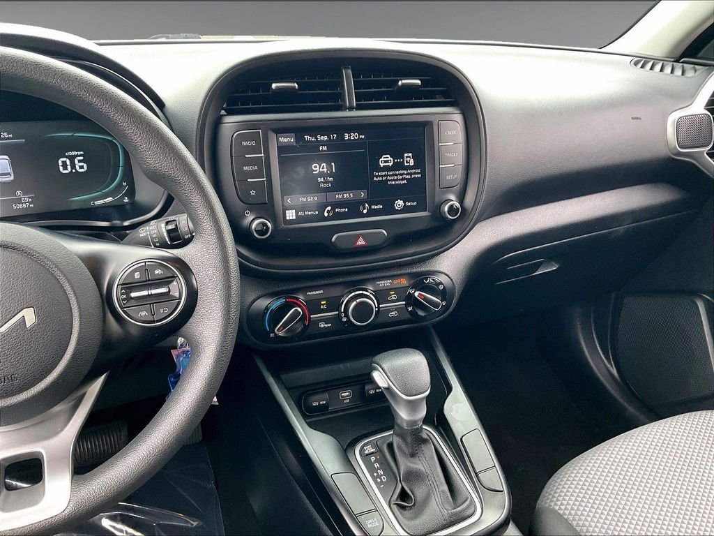 Certified 2024 Kia Soul LX w/ Option Group 015 FWD image 17