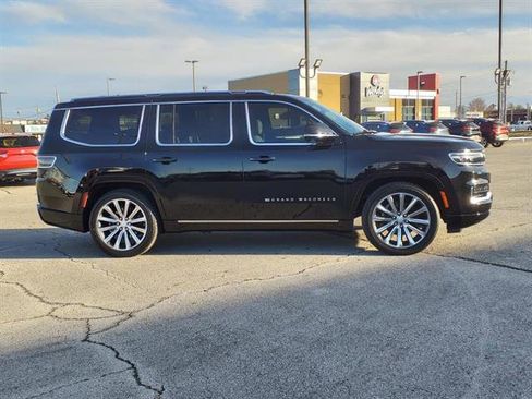 Used 2022 Jeep Grand Wagoneer Series II w/ Convenience Group III image 24