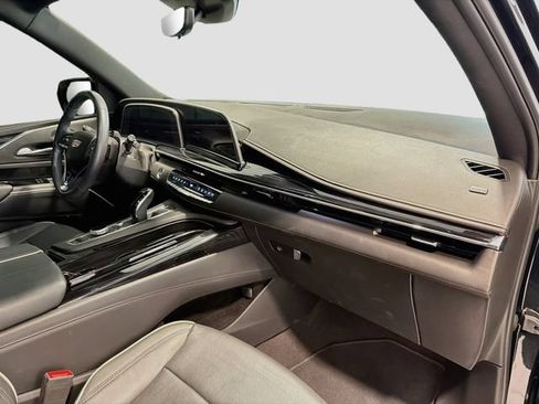 Certified 2023 Cadillac Escalade Sport w/ LPO, ONYX Package AWD/4WD image 28