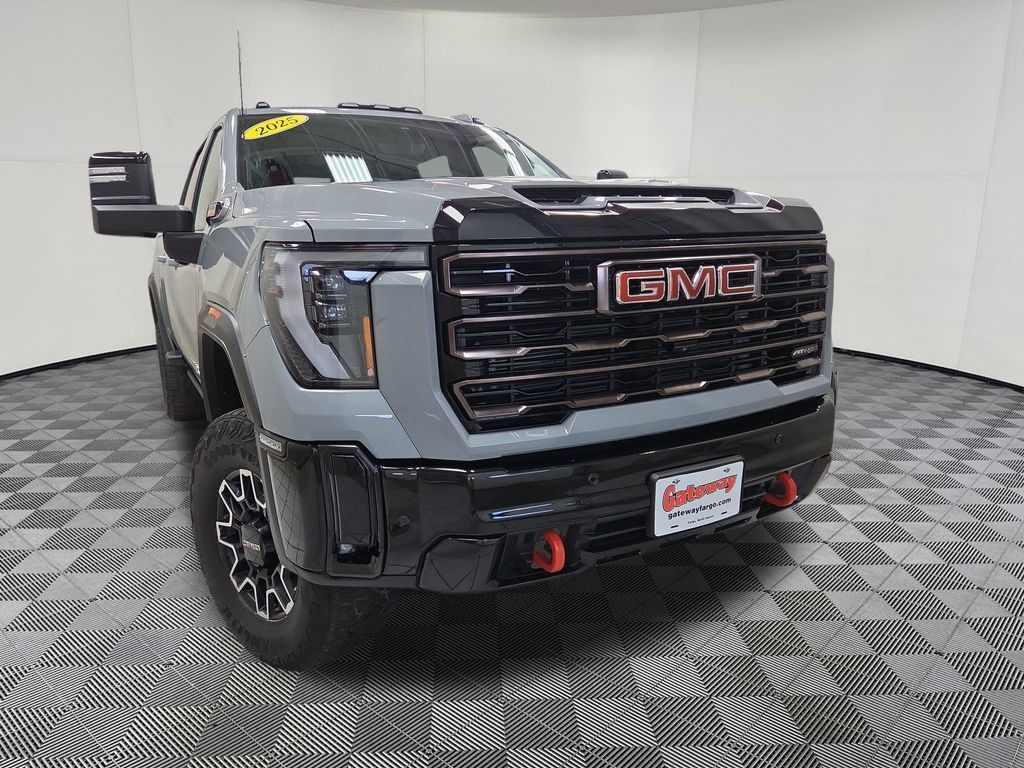 Used 2025 GMC Sierra 2500 AT4X AWD/4WD image 2
