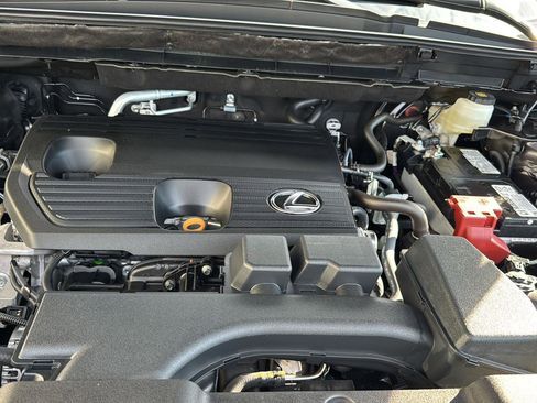 Certified 2025 Lexus NX 250 FWD w/ Towing Package (2000 Lbs) image 30