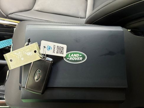 Used 2025 Land Rover Range Rover Sport Dynamic SE AWD/4WD image 33