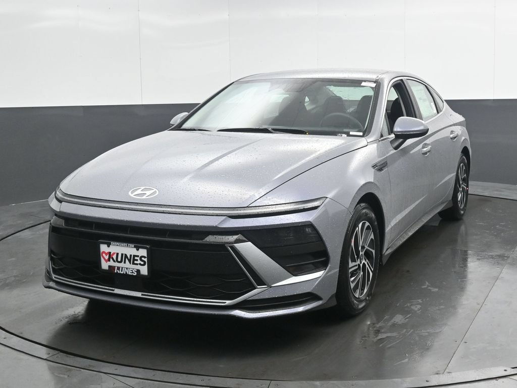 New 2026 Hyundai Sonata Blue FWD image 5
