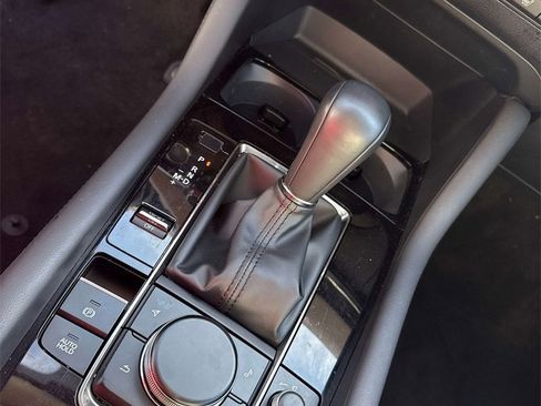 Certified 2025 MAZDA MAZDA3 2.5 Turbo Sedan w/Premium Plus image 23