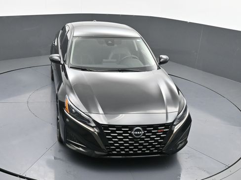 Used 2023 Nissan Altima 2.5 SR image 29