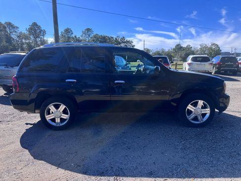 Used 2008 Chevrolet TrailBlazer LT w/ Sun And Sound Package image 8