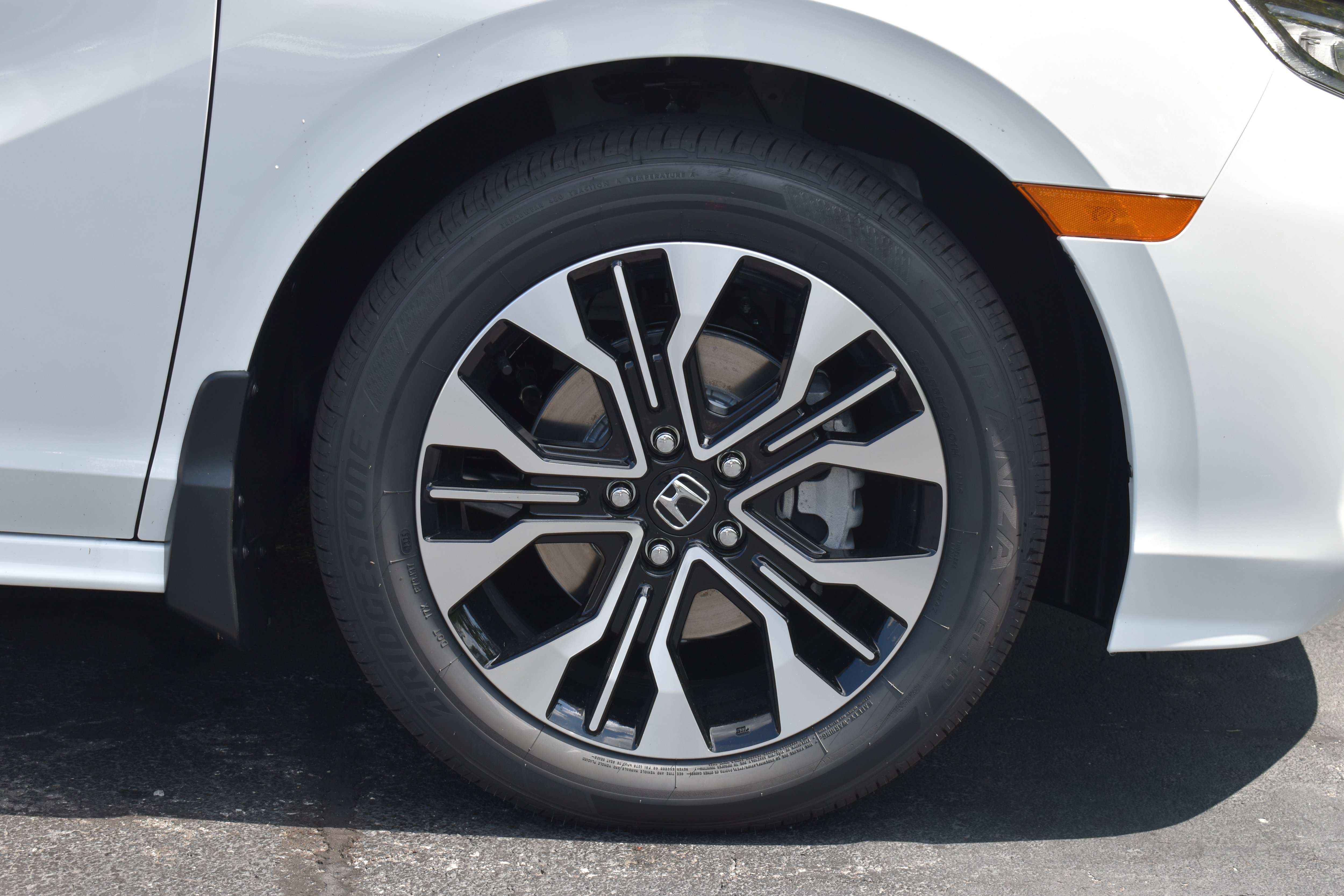 New 2027 Honda Odyssey Elite image 10
