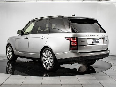 Used 2017 Land Rover Range Rover Supercharged image 11