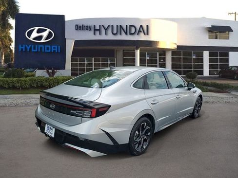 Certified 2025 Hyundai Sonata SEL FWD image 6
