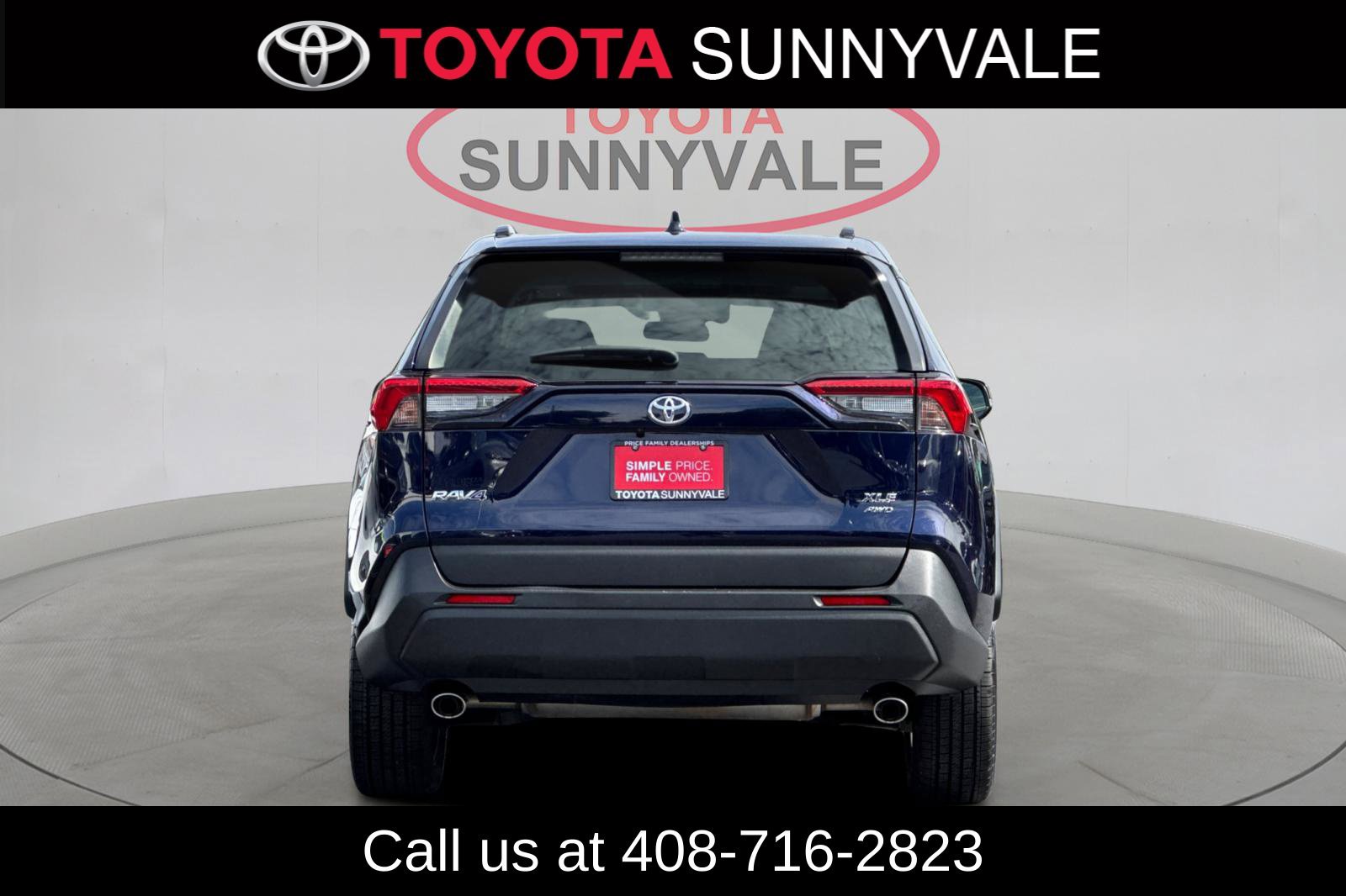 Used 2021 Toyota RAV4 XLE Premium AWD/4WD image 8
