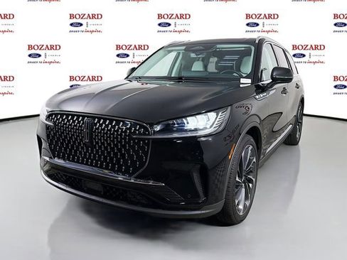 New 2026 Lincoln Aviator Reserve w/ Luxury Package RWD image 4