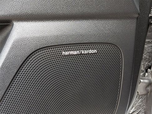 Used 2022 Kia Sportage SX image 12