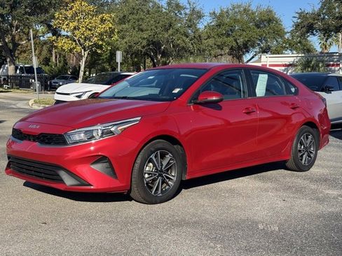 Certified 2024 Kia Forte LXS w/ LXS Technology Package image 2