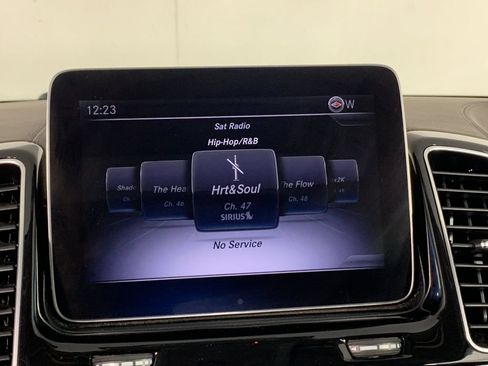 Used 2019 Mercedes-Benz GLS 450 4MATIC w/ Premium 1 Package image 27